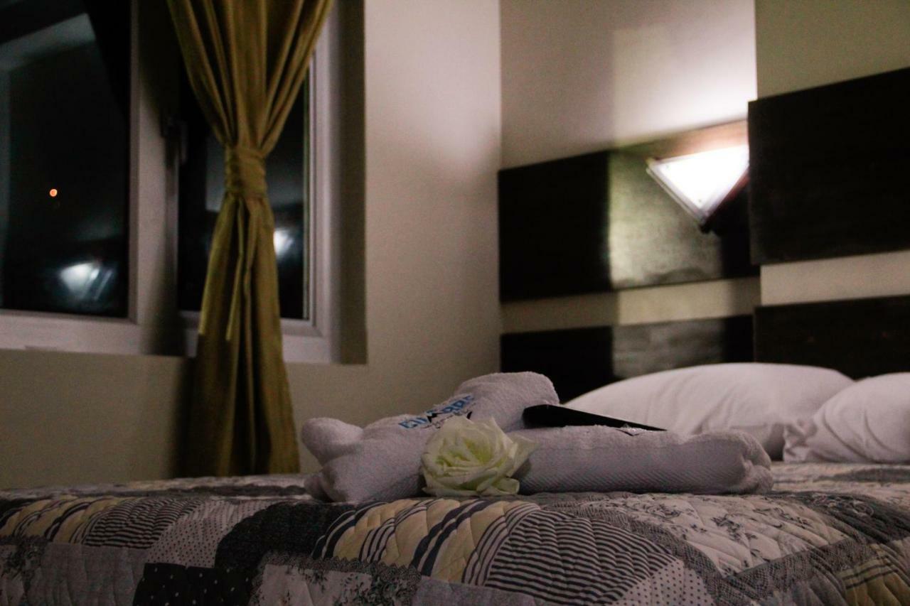 Hotel La Cumbre Banos  Ngoại thất bức ảnh